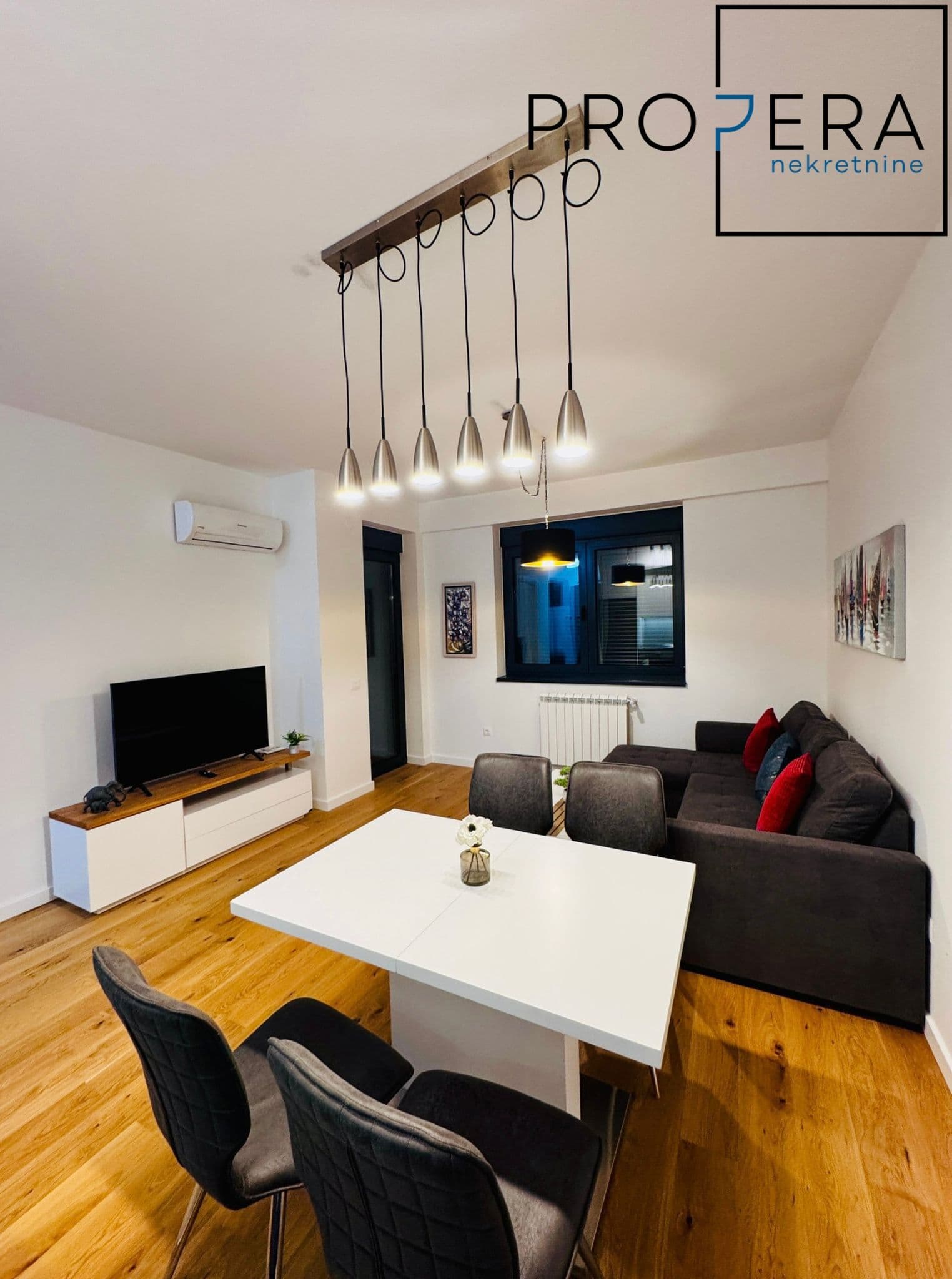 Luksuzan jednoiposoban stan Novi Niš, Stevana Sremca, 45 m², fotografija 1